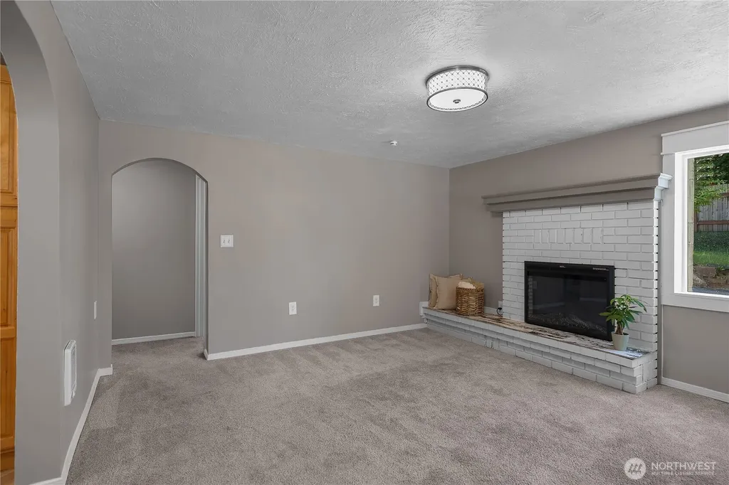924 Tobin Avenue Shelton WA 98584