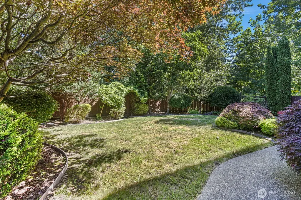11163 31st Street NE Lake Stevens WA 98258