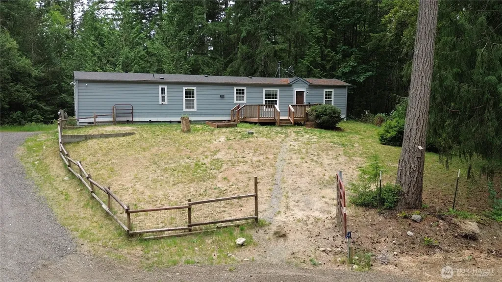 17045 NW Sunset Ridge Way Seabeck WA 98380