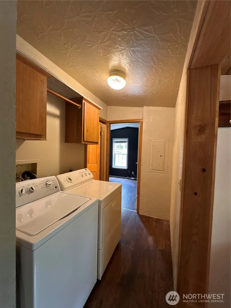 17045 NW Sunset Ridge Way Seabeck WA 98380
