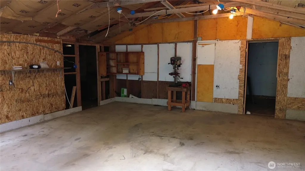 17045 NW Sunset Ridge Way Seabeck WA 98380