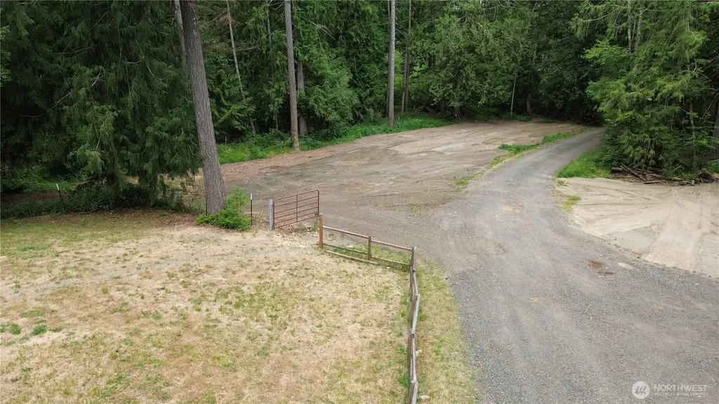 17045 NW Sunset Ridge Way Seabeck WA 98380