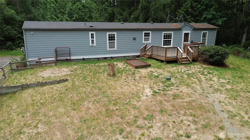 17045 NW Sunset Ridge Way Seabeck WA 98380