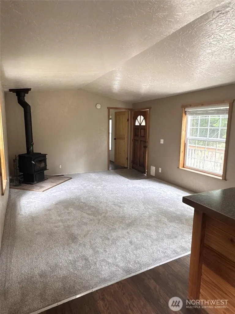 17045 NW Sunset Ridge Way Seabeck WA 98380