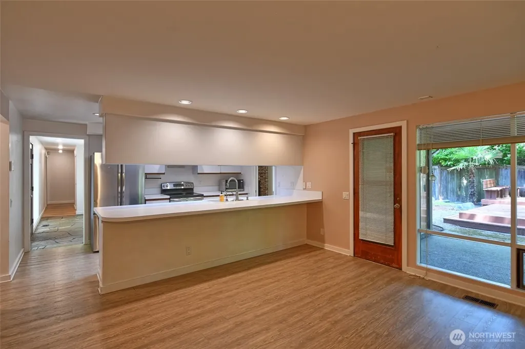 8808 SE 54th SE Mercer Island WA 98040