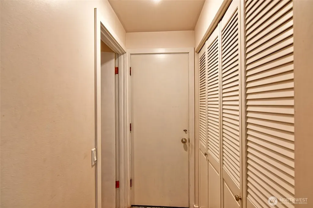 8808 SE 54th SE Mercer Island WA 98040