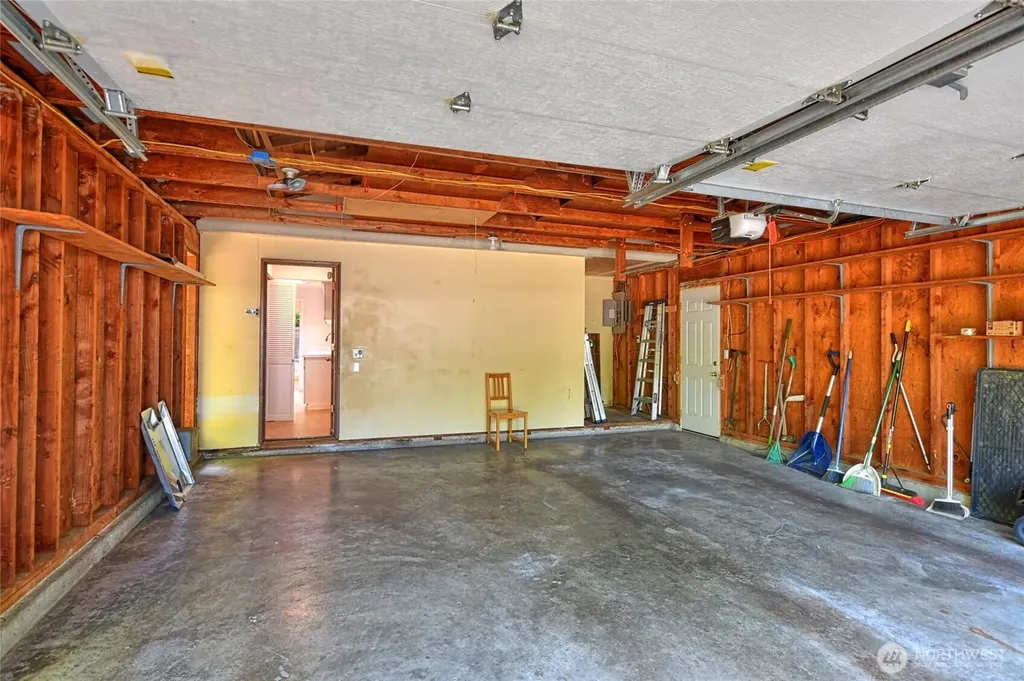 8808 SE 54th SE Mercer Island WA 98040