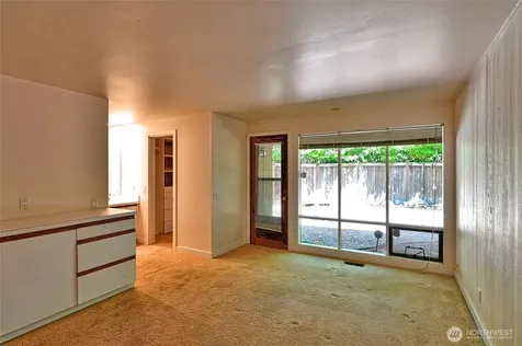 8808 SE 54th SE Mercer Island WA 98040