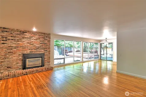 8808 SE 54th SE Mercer Island WA 98040