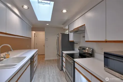 8808 SE 54th SE Mercer Island WA 98040