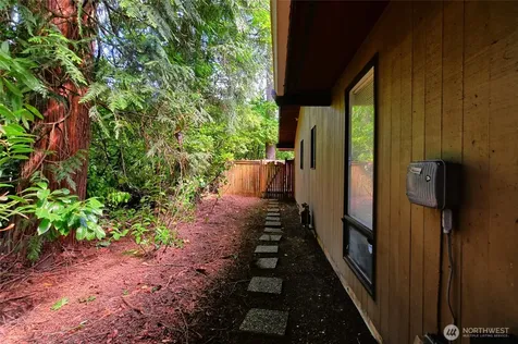 8808 SE 54th SE Mercer Island WA 98040