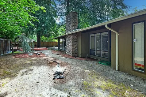 8808 SE 54th SE Mercer Island WA 98040