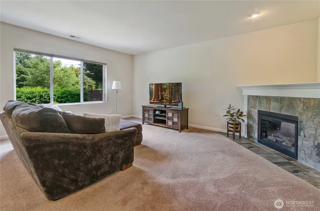 7905 152nd St Ct E Puyallup WA 98375