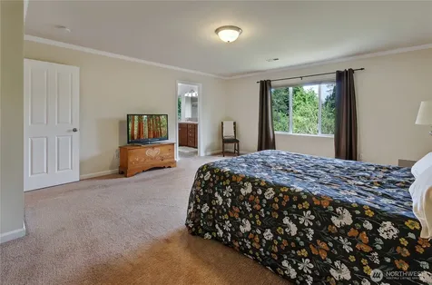 7905 152nd St Ct E Puyallup WA 98375