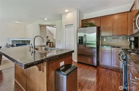 7905 152nd St Ct E Puyallup WA 98375