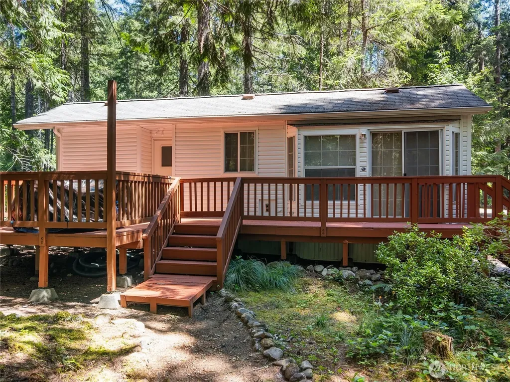 421 N Mt Jupiter Drive Hoodsport WA 98548