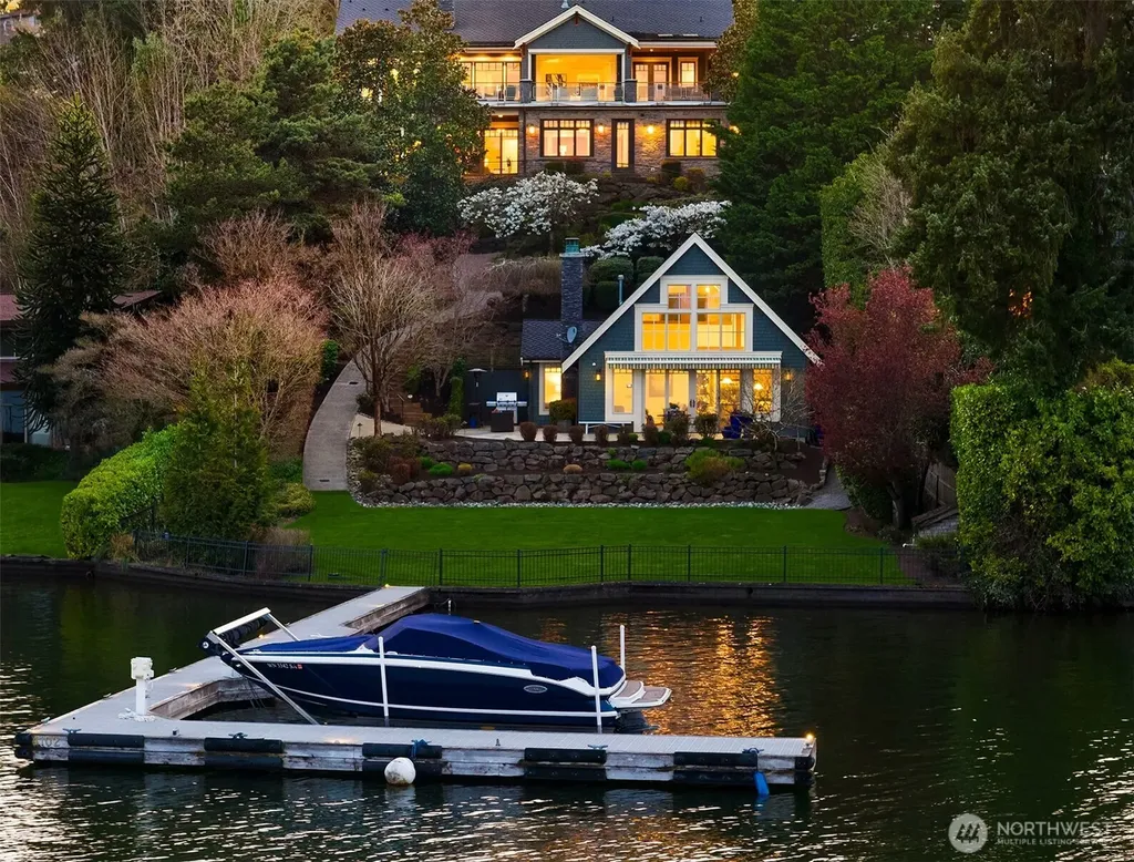 4102 100th Avenue SE Mercer Island WA 98040