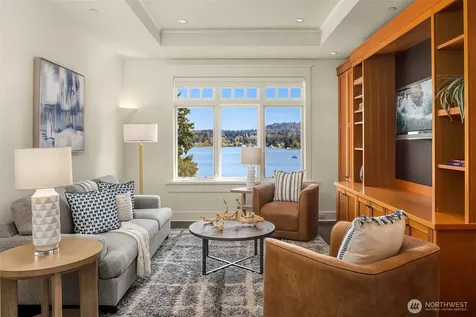 4102 100th Avenue SE Mercer Island WA 98040