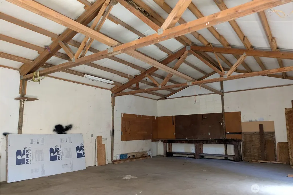 1082 Taylor Cutoff Road Sequim WA 98382