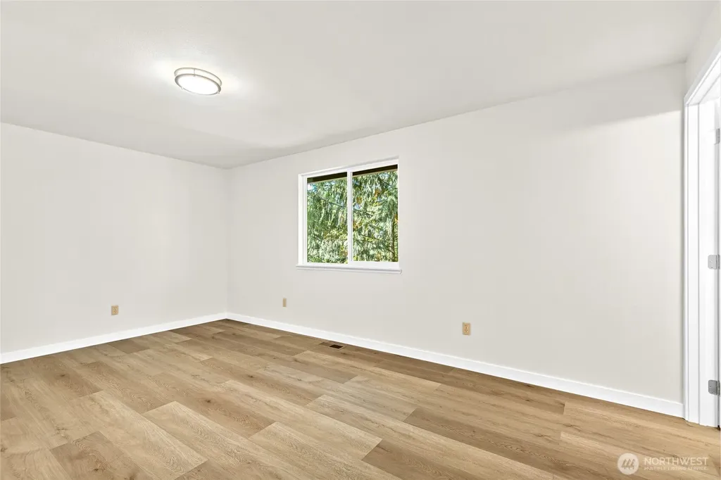 12718 SE 184th Place Renton WA 98058