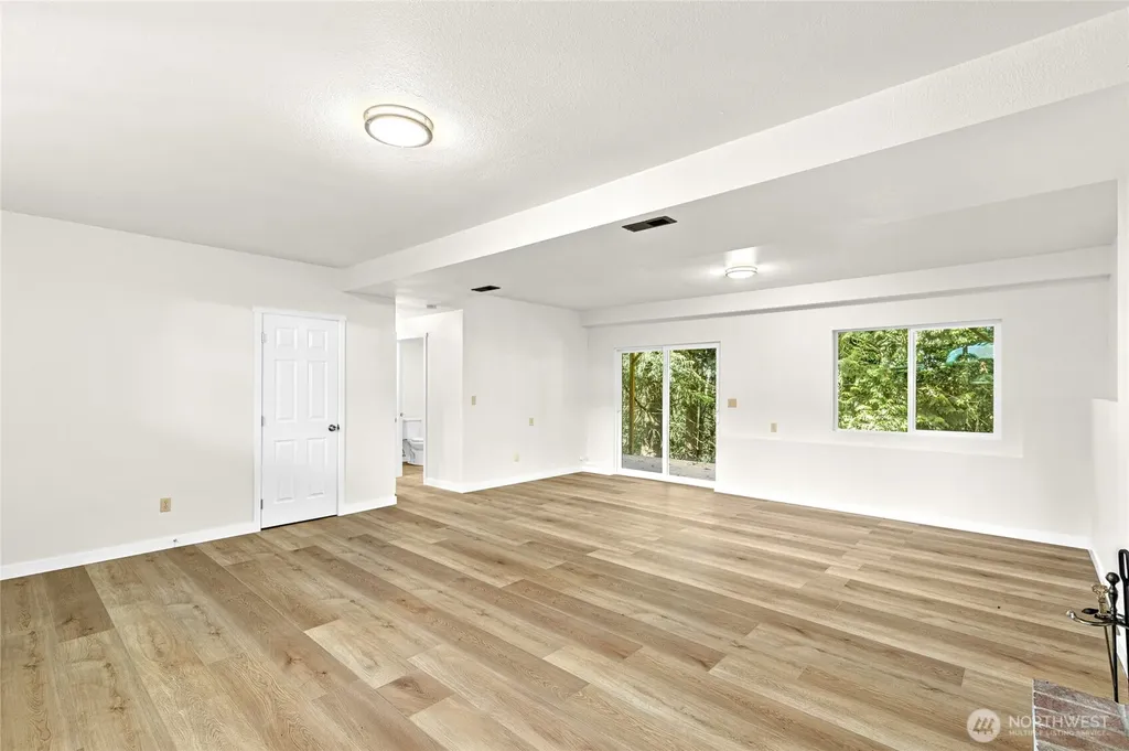 12718 SE 184th Place Renton WA 98058
