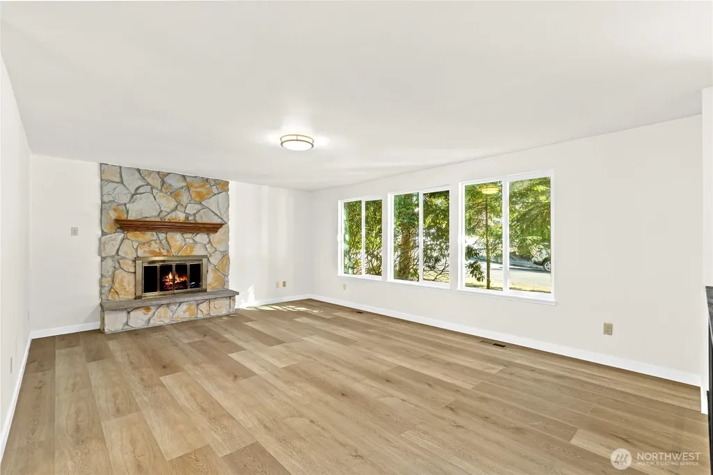12718 SE 184th Place Renton WA 98058