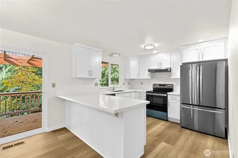 12718 SE 184th Place Renton WA 98058