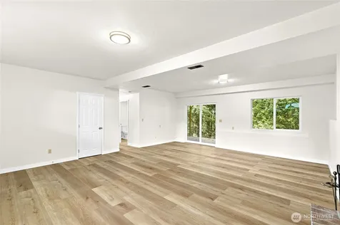 12718 SE 184th Place Renton WA 98058