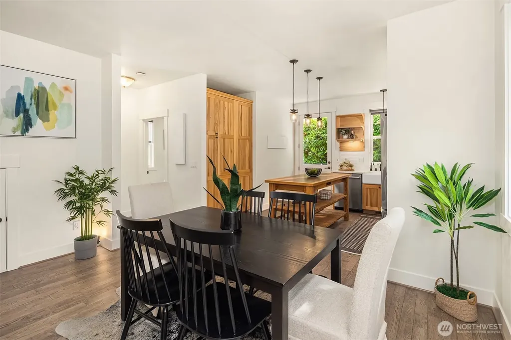 9417 NE 128th Street Kirkland WA 98034