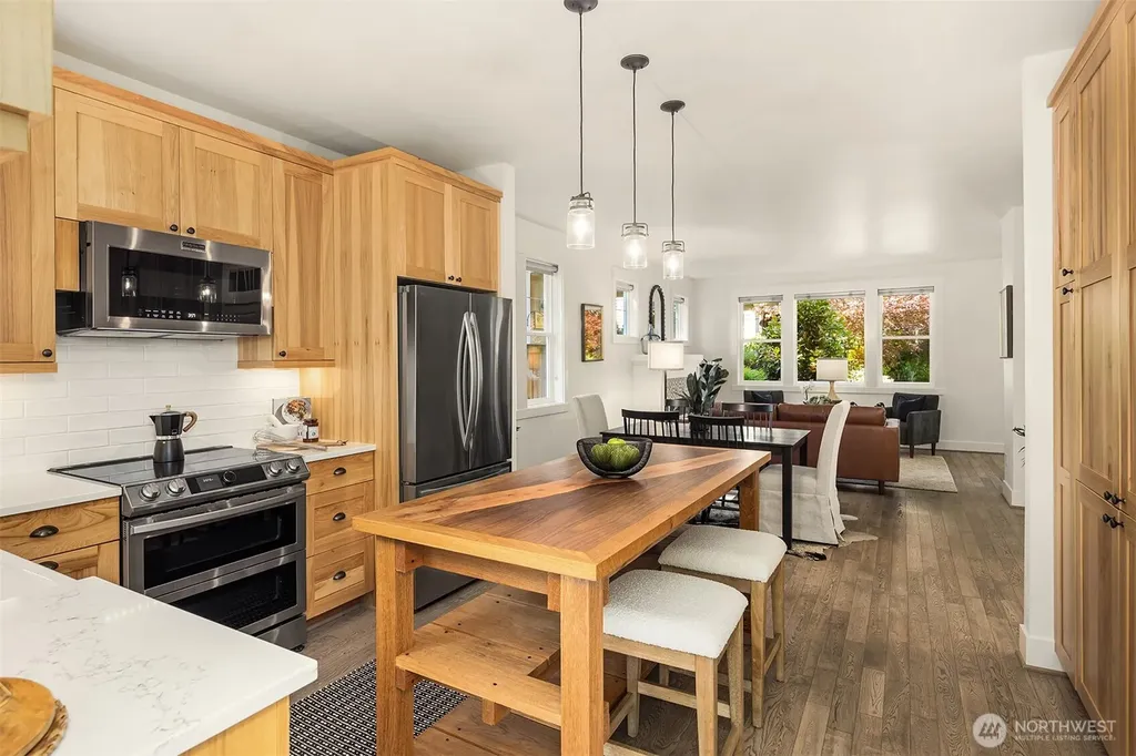 9417 NE 128th Street Kirkland WA 98034