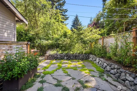 9417 NE 128th Street Kirkland WA 98034