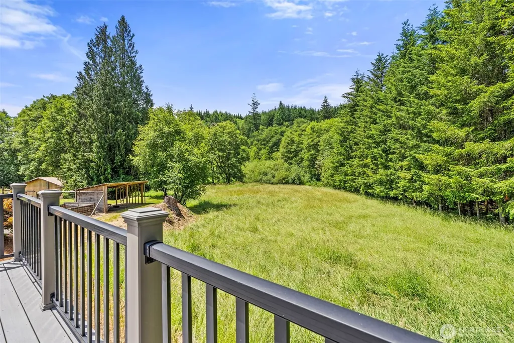 1677 North Fork Road Chehalis WA 98532