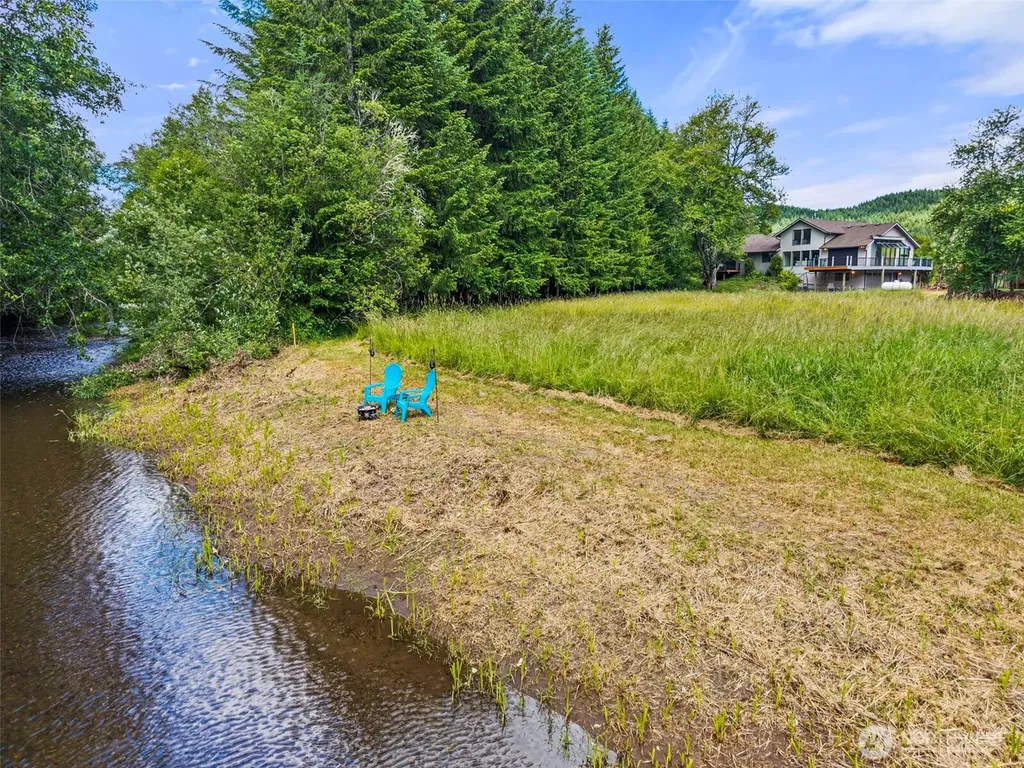 1677 North Fork Road Chehalis WA 98532