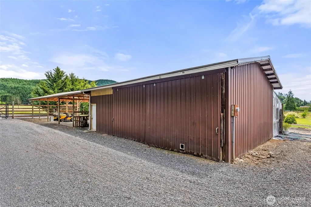 1677 North Fork Road Chehalis WA 98532