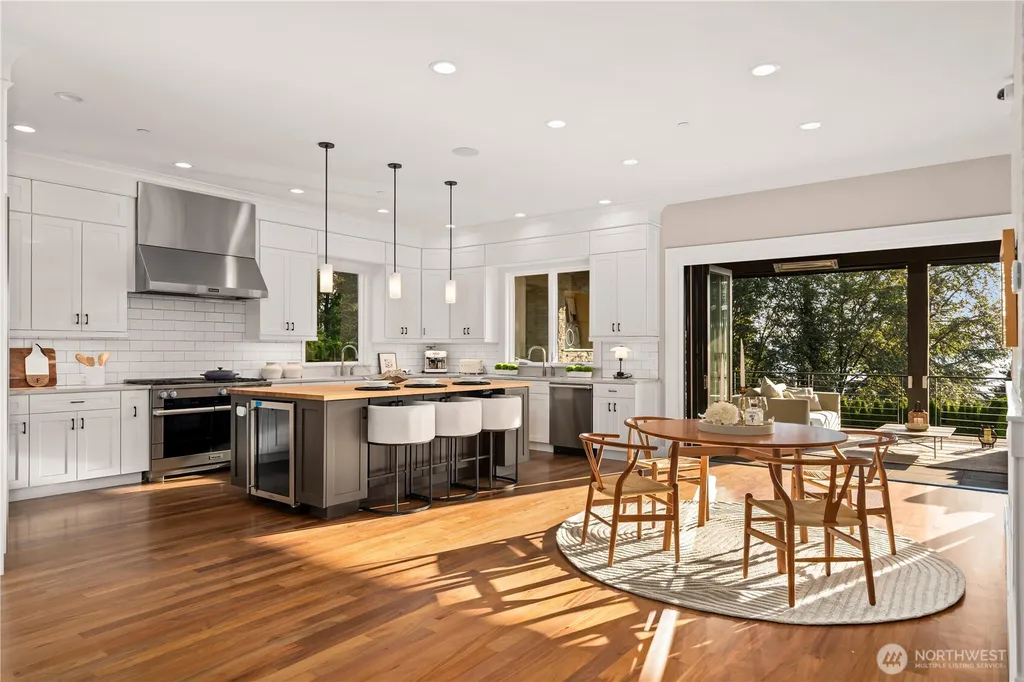 3410 W Mercer Way Mercer Island WA 98040