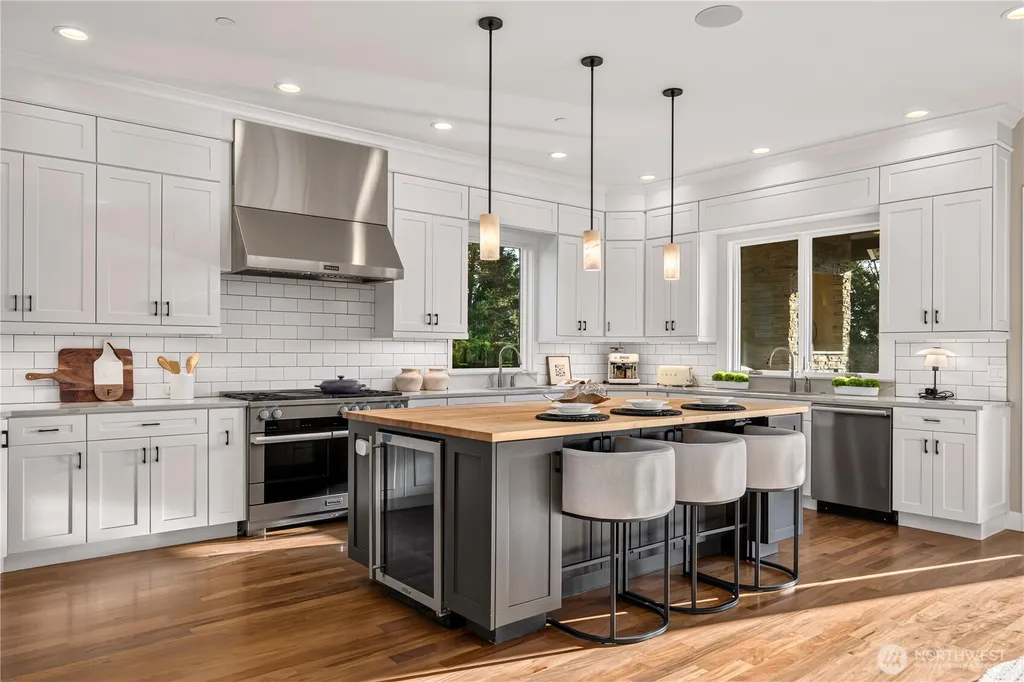 3410 W Mercer Way Mercer Island WA 98040