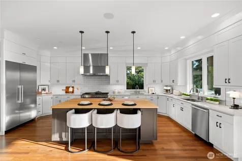 3410 W Mercer Way Mercer Island WA 98040