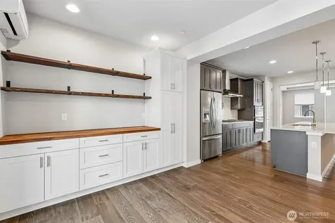 615 238th Street SE Bothell WA 98021