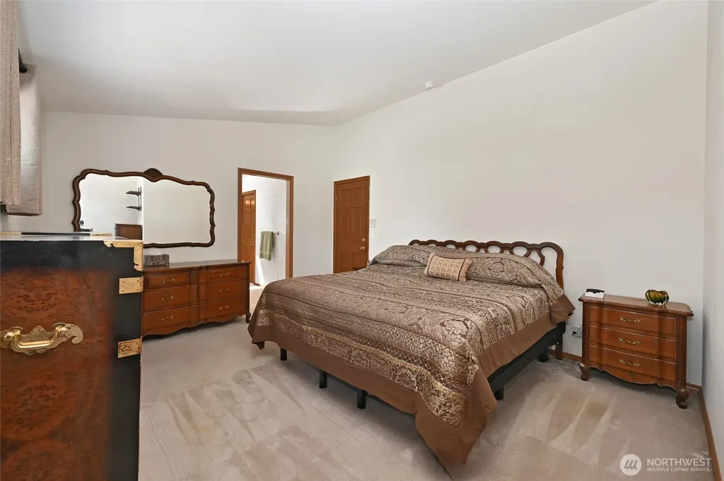 1529 Ilwaco Avenue NE Renton WA 98059