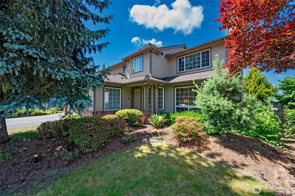 1529 Ilwaco Avenue NE Renton WA 98059