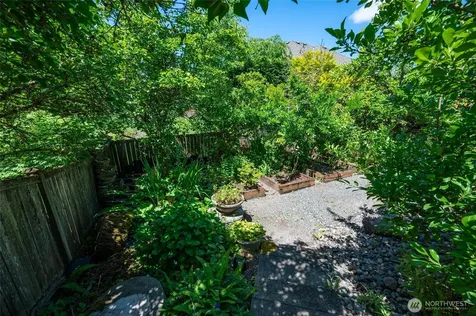 1529 Ilwaco Avenue NE Renton WA 98059