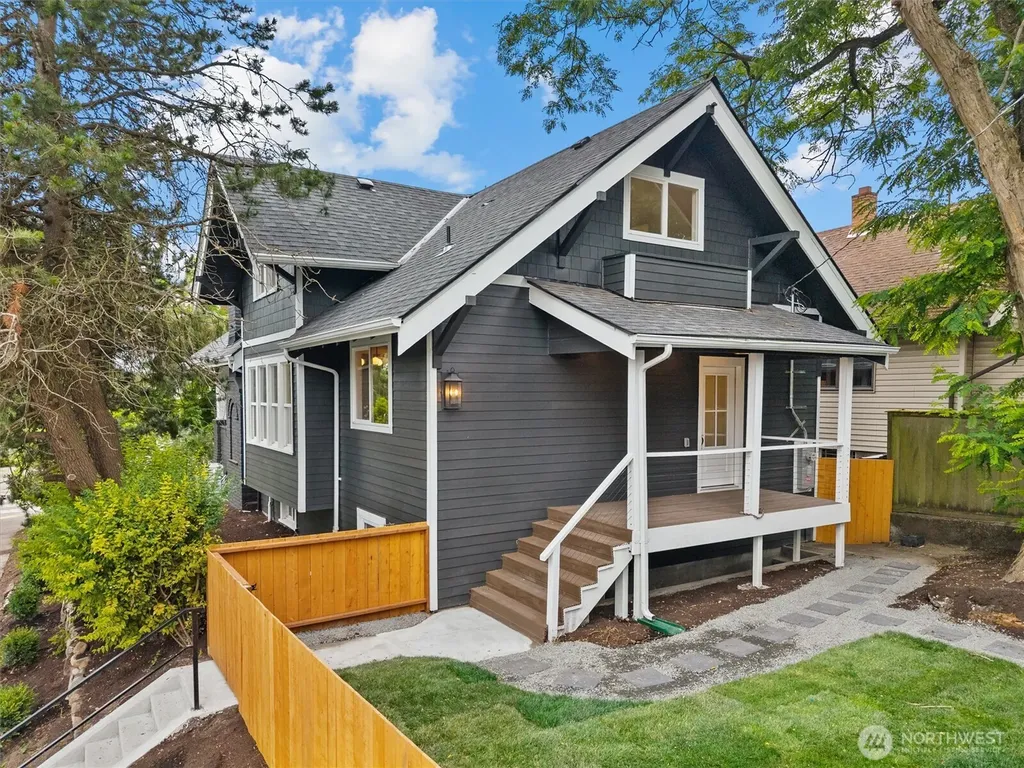 4100 Densmore Avenue N Seattle WA 98103