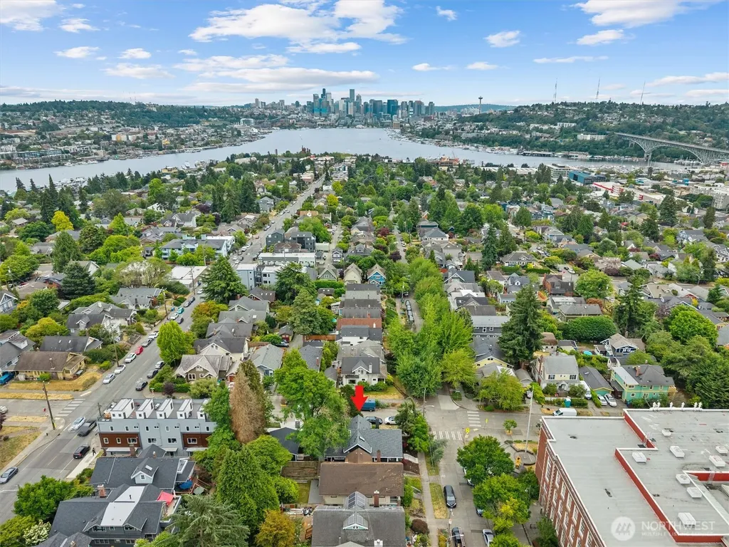 4100 Densmore Avenue N Seattle WA 98103