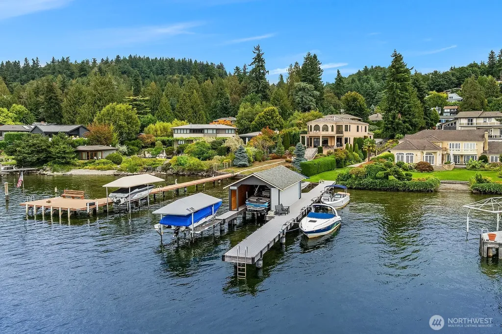 13419 Holmes Point Drive NE Kirkland WA 98034