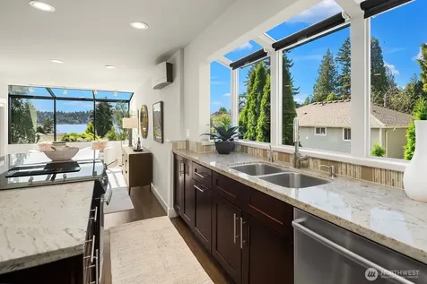 13419 Holmes Point Drive NE Kirkland WA 98034