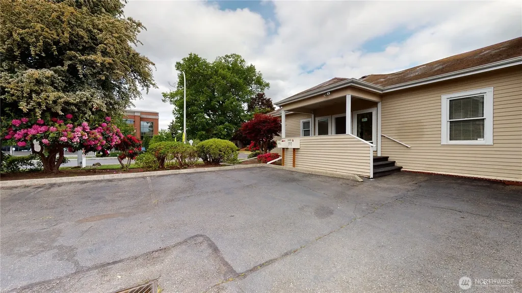 840 E Main Street Auburn WA 98002