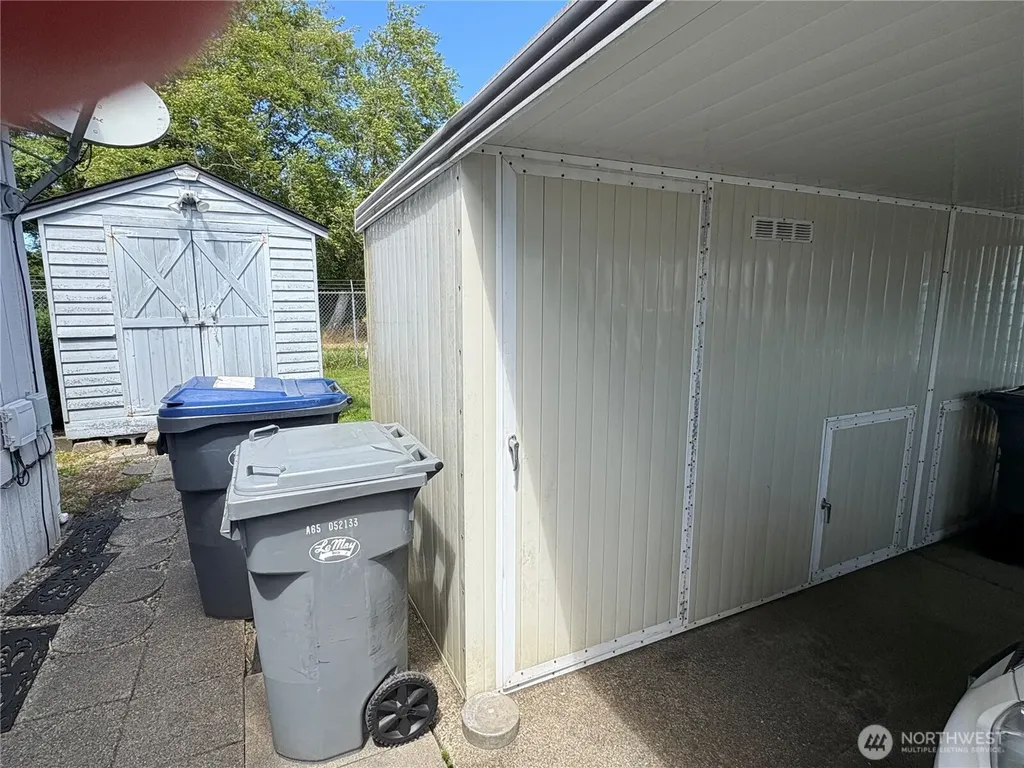 51 Meander Way Aberdeen WA 98520