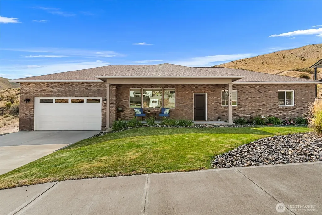 9973 Saska Way Entiat WA 98822