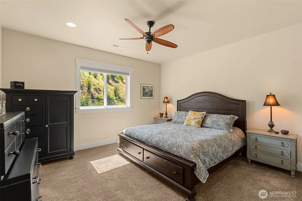 9973 Saska Way Entiat WA 98822
