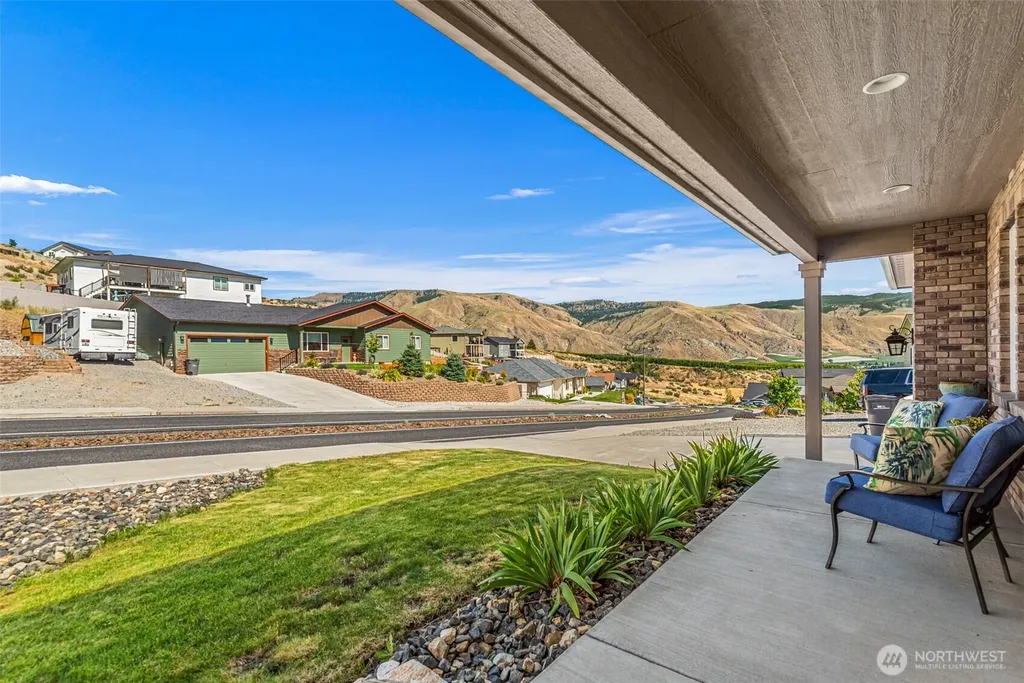 9973 Saska Way Entiat WA 98822